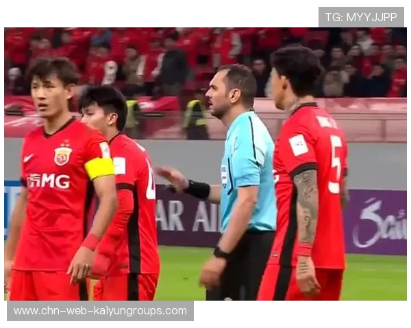 上海海港在亚冠争夺中受挫，柔佛主场强大压力