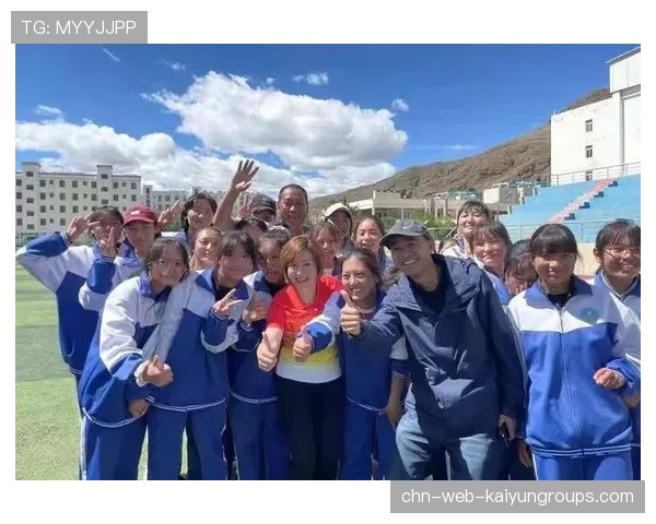 冠军球队球员参与公益讲座传播正能量影响青年群体，球队获得冠军怎么发朋友圈